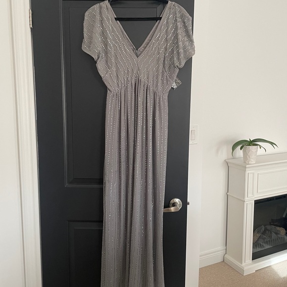 Grey sequence dress - Picture 2 of 2